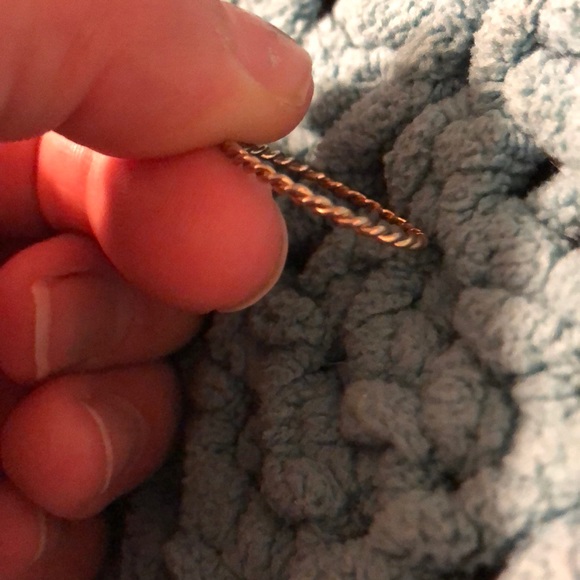 Ring - Picture 2 of 3